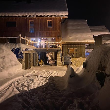 ואלמורל Chalet Lucie Le Cheval Noir מראה חיצוני תמונה