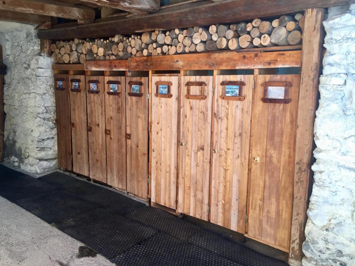 ואלמורל Chalet Lucie Le Cheval Noir מראה חיצוני תמונה