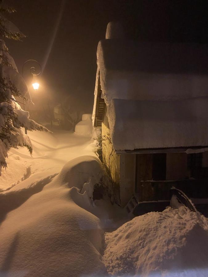 ואלמורל Chalet Lucie Le Cheval Noir מראה חיצוני תמונה
